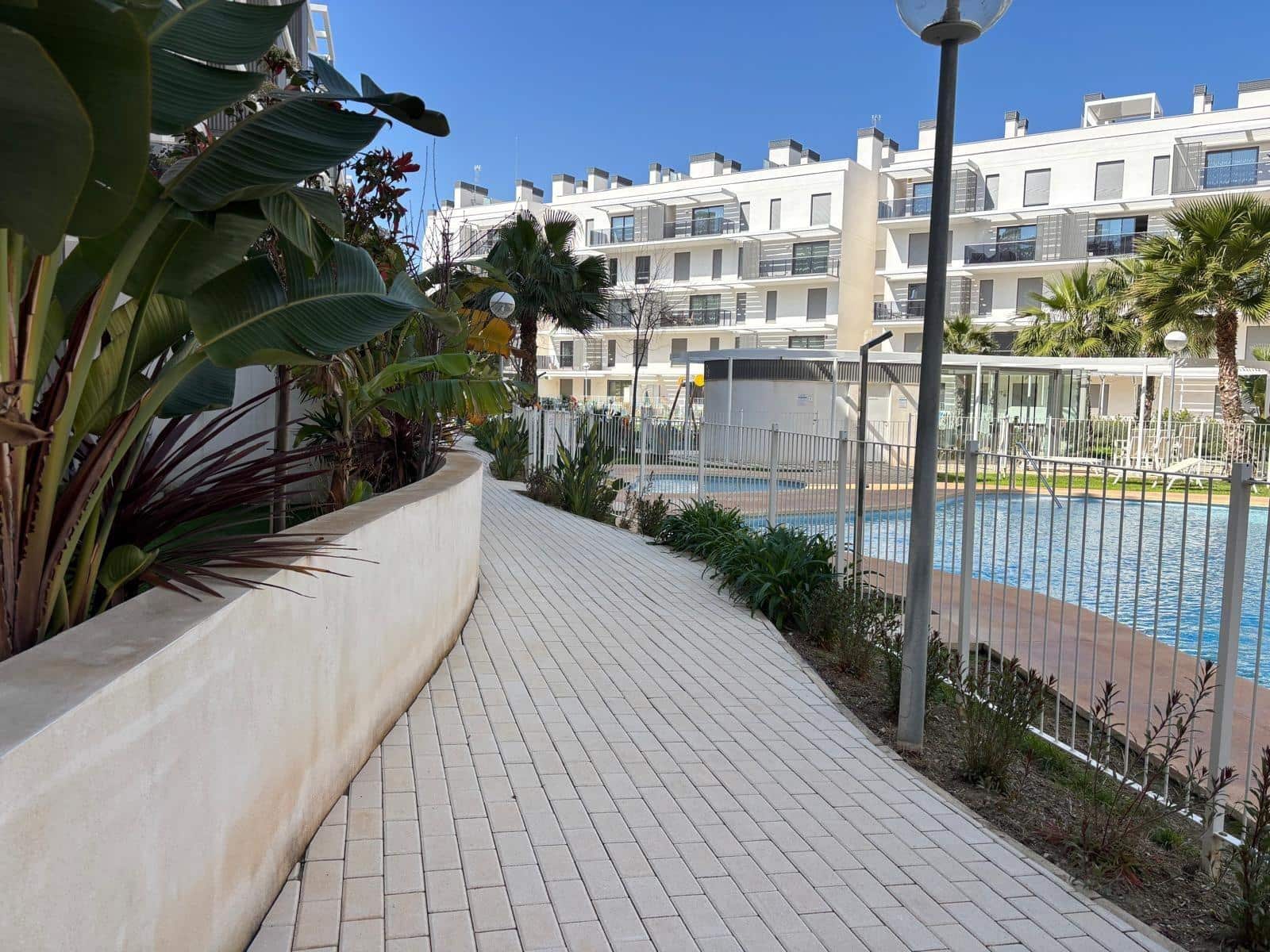 Apartamento de 2 habitaciones en Dénia en venta con piscina garaje - 359.000 € (Ref: 9174628)