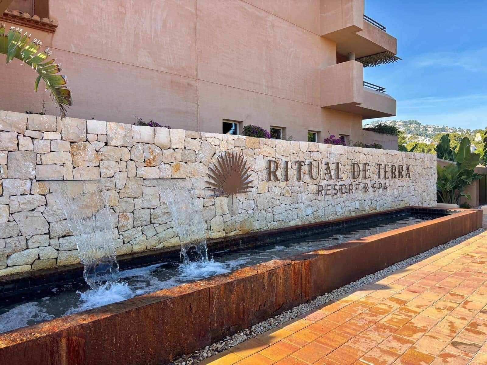 2 bedroom Apartment for sale in Moraira with pool garage - € 390,000 (Ref: 9188621)