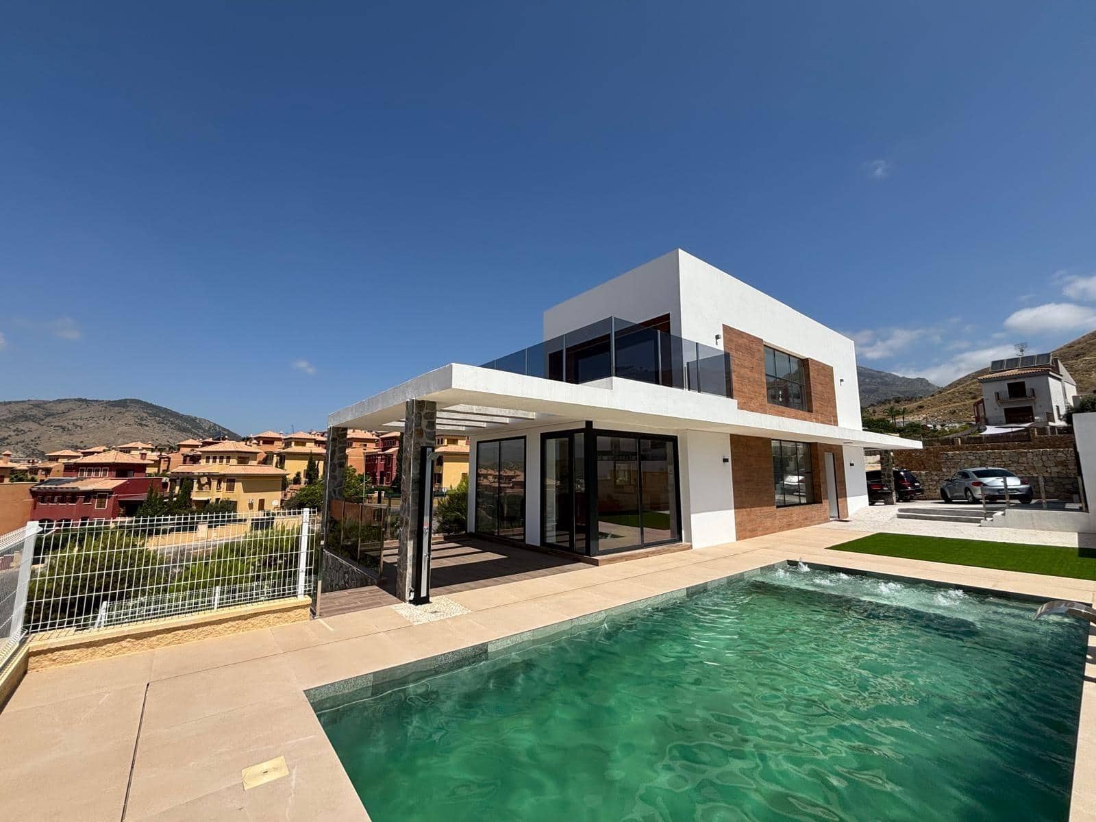 4 quarto Moradia para venda em Finestrat com piscina garagem - 860 000 € (Ref: 9191255)