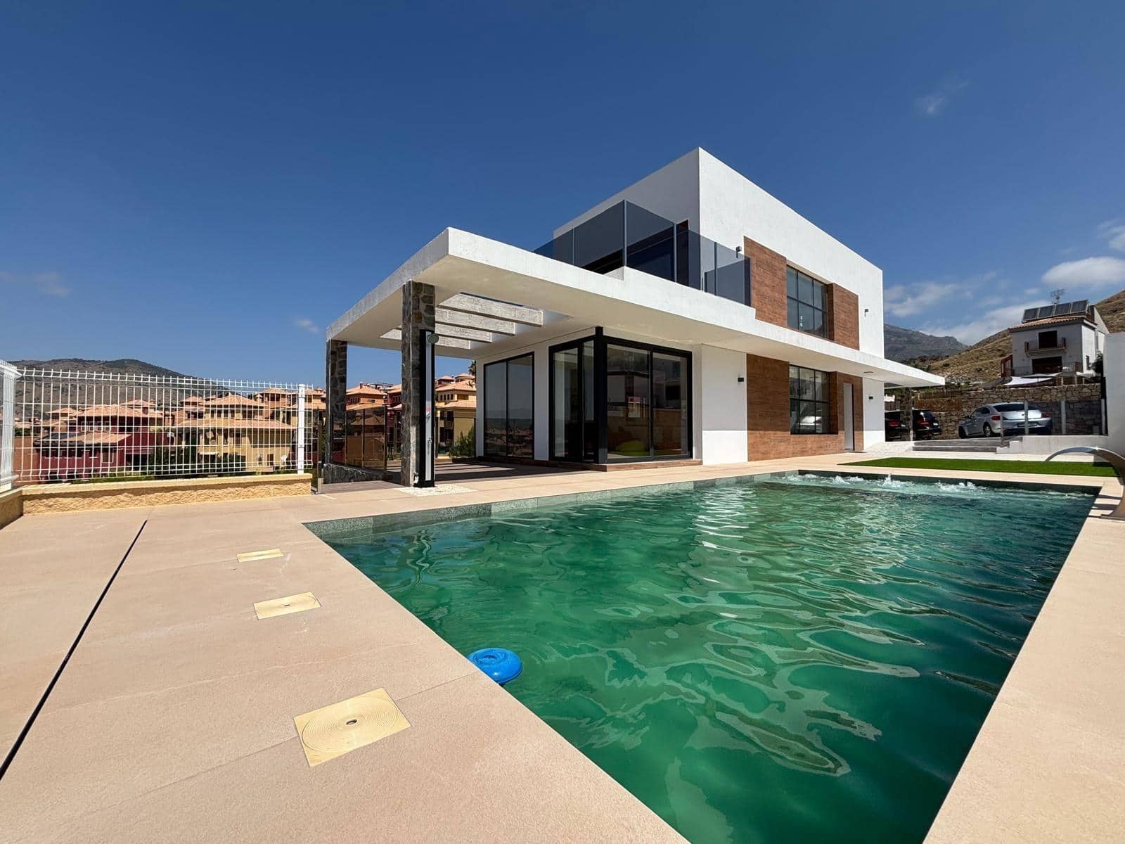 4 quarto Moradia para venda em Finestrat com piscina garagem - 860 000 € (Ref: 9191255)