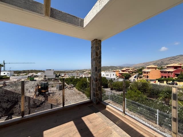 4 quarto Moradia para venda em Finestrat com piscina garagem - 860 000 € (Ref: 9191255)