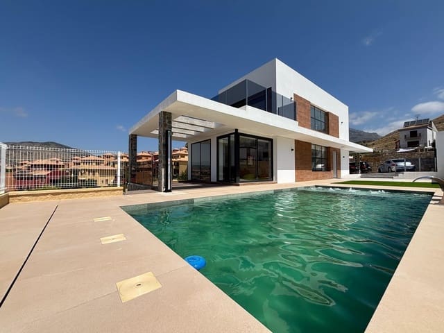 4 quarto Moradia para venda em Finestrat com piscina garagem - 860 000 € (Ref: 9191255)