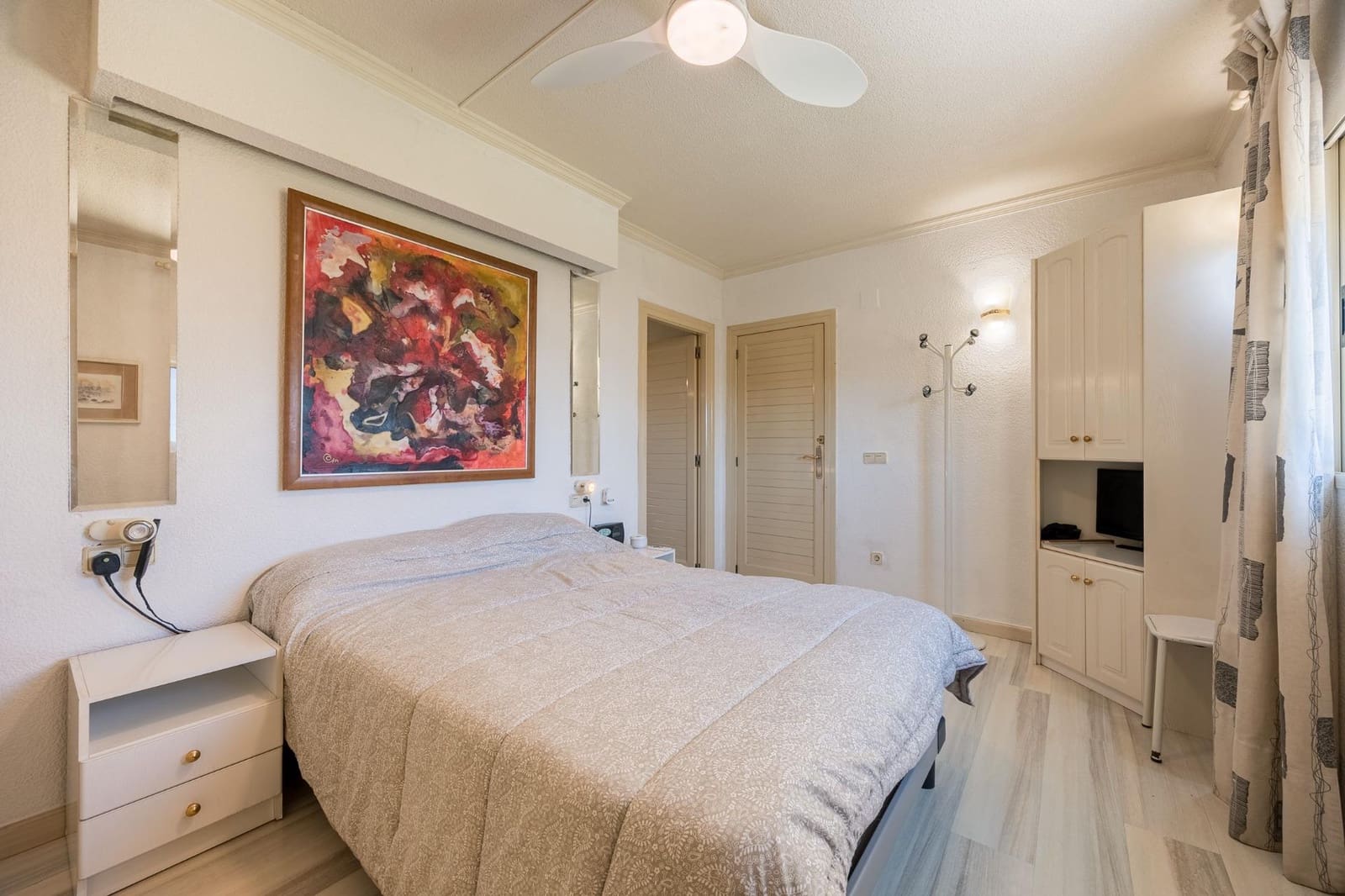 4 soveværelse Villa til salg i La Nucia med swimmingpool garage - € 730.000 (Ref: 9721848)