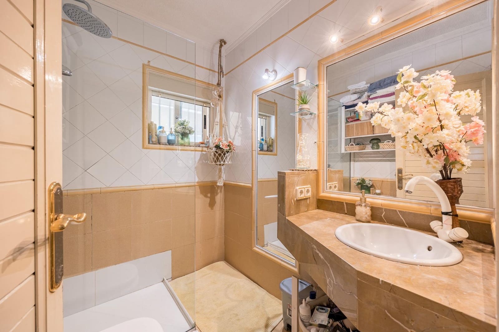 Chalet de 4 habitaciones en La Nucia en venta con piscina garaje - 730.000 € (Ref: 9721848)