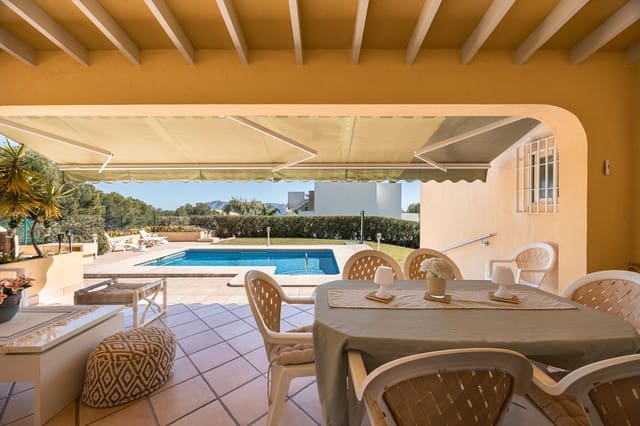 4 soveværelse Villa til salg i Coloma  , La Nucia med swimmingpool garage - € 730.000 (Ref: 9721848)