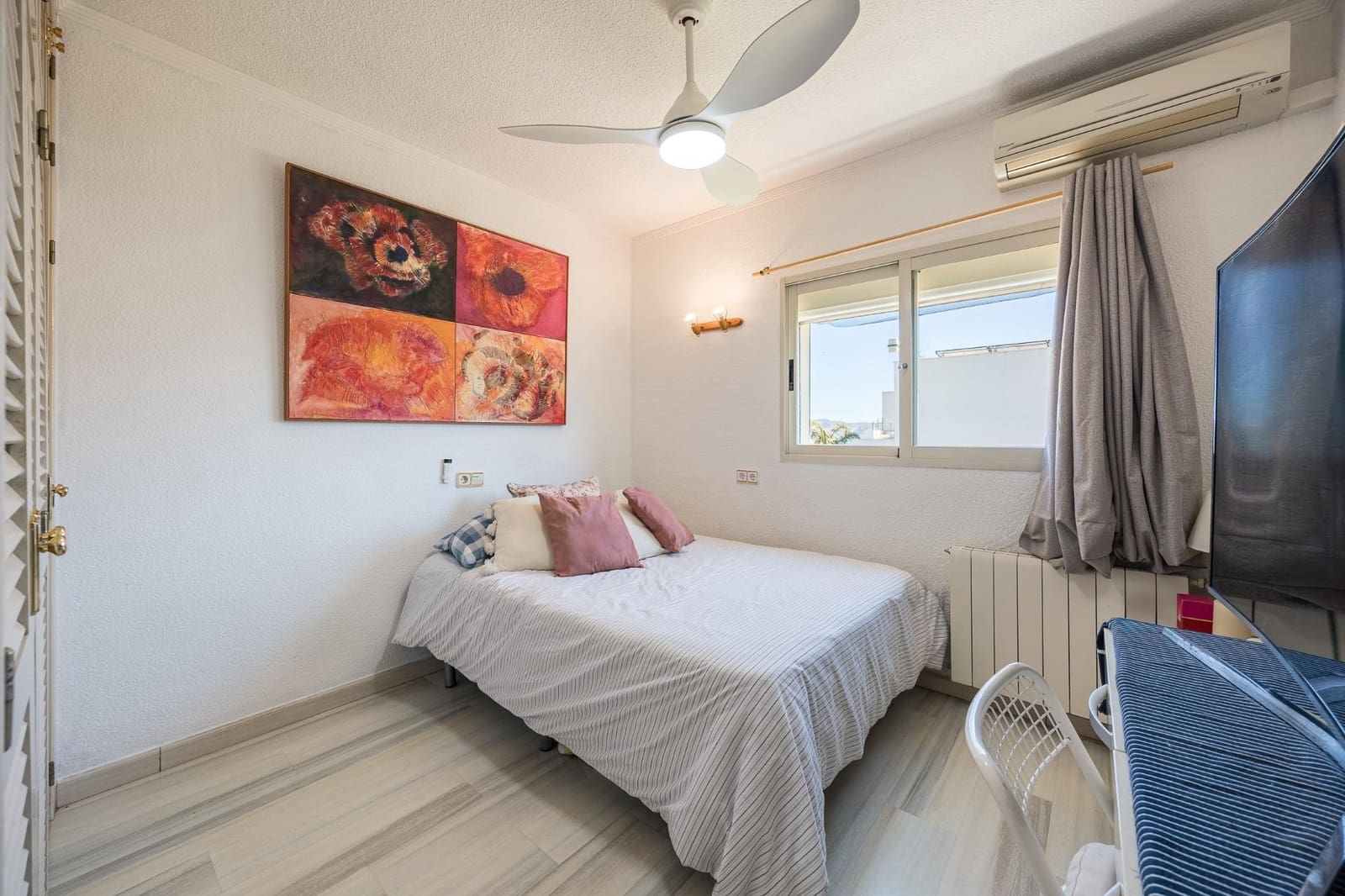 Chalet de 4 habitaciones en La Nucia en venta con piscina garaje - 730.000 € (Ref: 9721848)