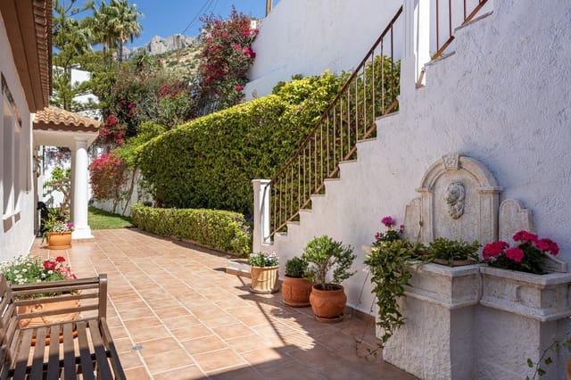 5 soveværelse Villa til salg i Altea la Vella, Altea med swimmingpool garage - € 1.650.000 (Ref: 9836508)