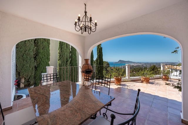 5 slaapkamer Villa te koop in Altea la Vella, Altea met zwembad garage - € 1.650.000 (Ref: 9836508)