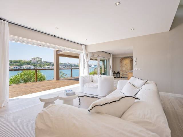 Chalet de 4 habitaciones en Mahón / Maó en venta con piscina garaje - 4.900.000 € (Ref: 10004454)