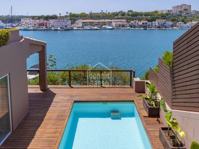 Chalet de 4 habitaciones en Mahón / Maó en venta con piscina garaje - 4.900.000 € (Ref: 10004454)