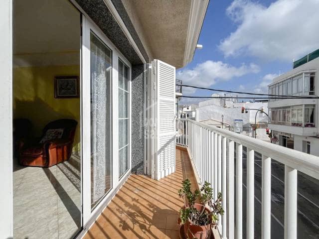 4 bedroom Flat for sale in Alayor / Alaior - € 400,000 (Ref: 10008063)