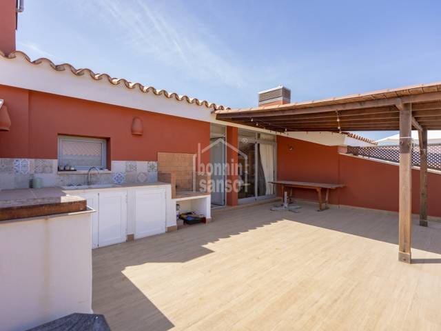 3 slaapkamer Strandappartement te koop in Ciutadella, Ciutadella de Menorca met zwembad garage - € 625.000 (Ref: 10024389)