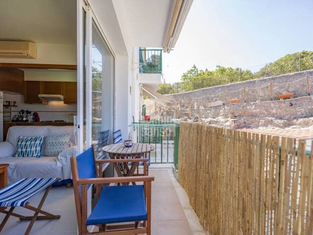 2 makuuhuone Ranta-asunto myytävänä paikassa Es Castell - 295 000 € (Ref: 10031146)