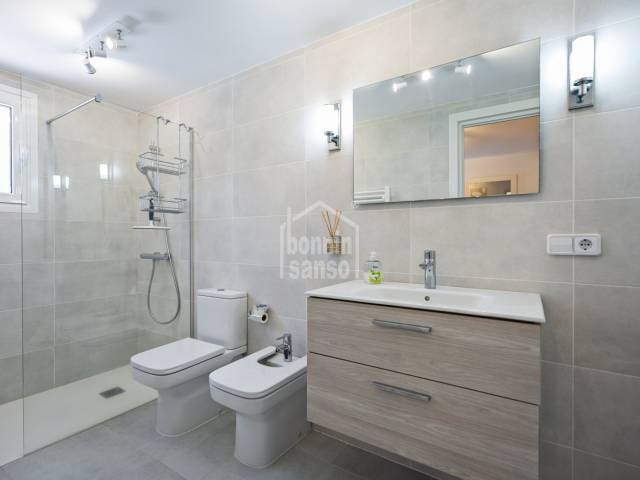 5 Zimmer Villa zu verkaufen in Es Castell mit Pool Garage - 950.000 € (Ref: 10044257)