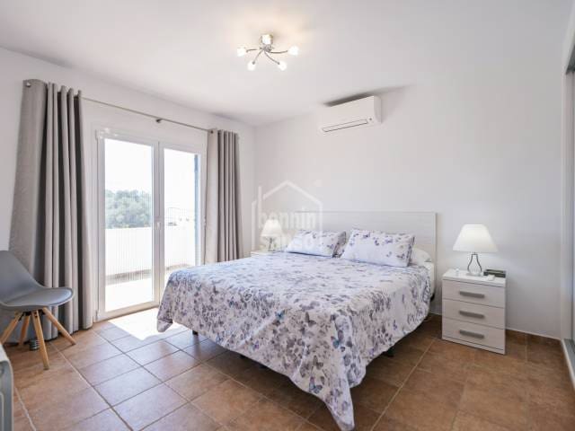 5 Zimmer Villa zu verkaufen in Es Castell mit Pool Garage - 950.000 € (Ref: 10044257)