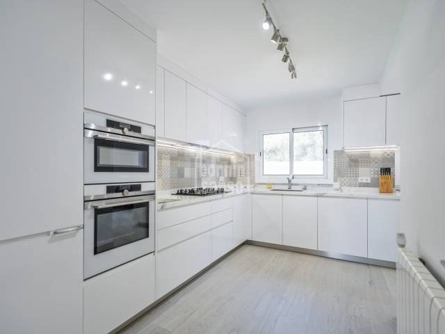 5 Zimmer Villa zu verkaufen in Es Castell mit Pool Garage - 950.000 € (Ref: 10044257)