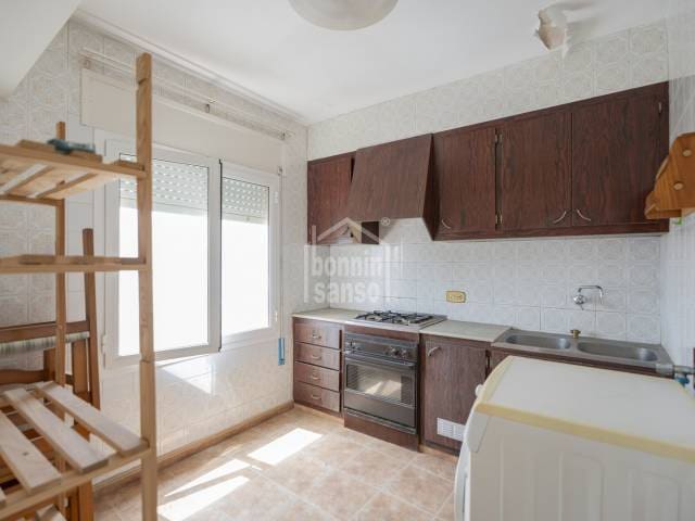 9 quarto Apartamento para venda em Es Castell com garagem - 750 000 € (Ref: 10100496)