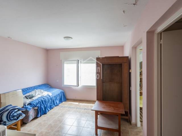 9 quarto Apartamento para venda em Es Castell com garagem - 750 000 € (Ref: 10100496)