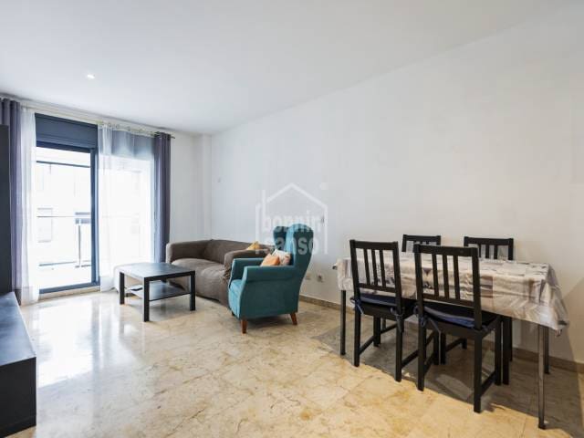 2 soverom Leilighet til salgs i Ciutadella, Ciutadella de Menorca med svømmebasseng garasje - € 340 000 (Ref: 10111835)