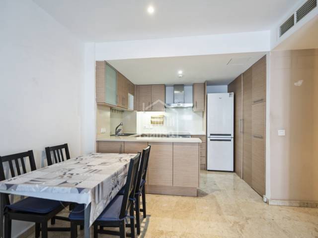 2 soverom Leilighet til salgs i Ciutadella, Ciutadella de Menorca med svømmebasseng garasje - € 340 000 (Ref: 10111835)