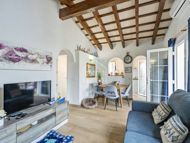 2 soverom Strandleiligheter til salgs i Ciutadella de Menorca med svømmebasseng - € 350 000 (Ref: 10141394)