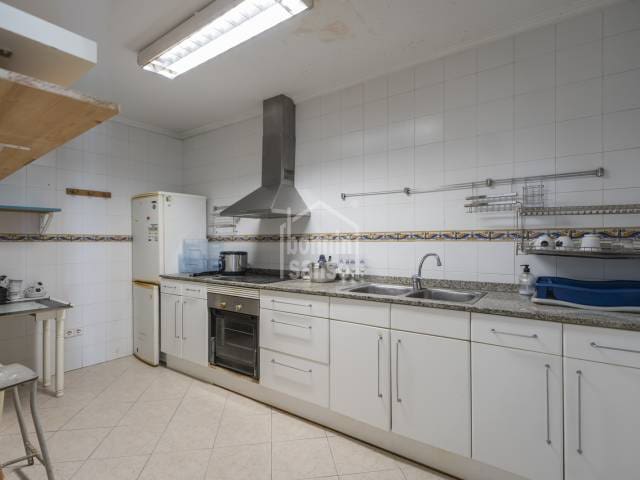 2 soverom Penthouse til salgs i Mahón / Maó med garasje - € 330 000 (Ref: 10147433)