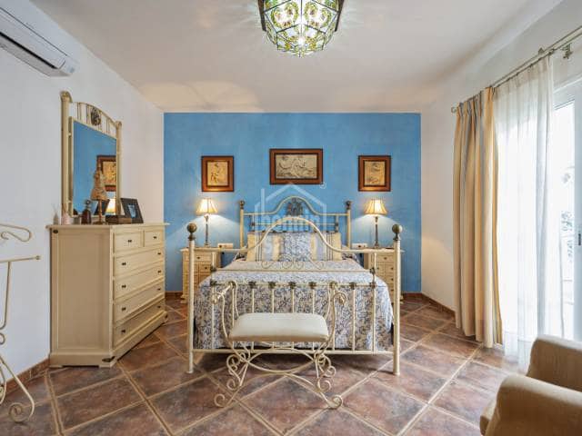 4 slaapkamer Strandappartement te koop in Ciutadella, Ciutadella de Menorca met zwembad garage - € 2.728.000 (Ref: 10163209)