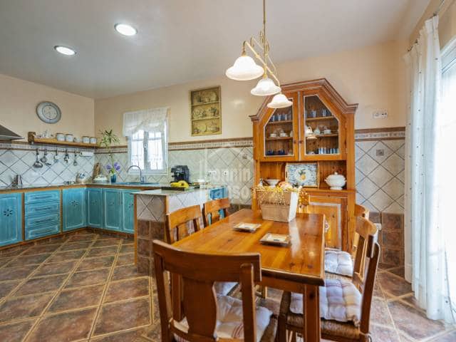 4 slaapkamer Strandappartement te koop in Ciutadella, Ciutadella de Menorca met zwembad garage - € 2.728.000 (Ref: 10163209)