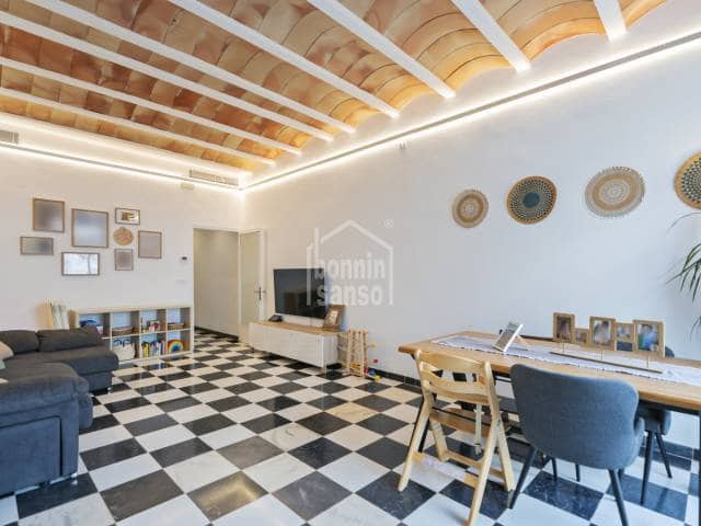 3 soveværelse Penthouse til salg i Mahón / Maó med garage - € 439.000 (Ref: 10167350)