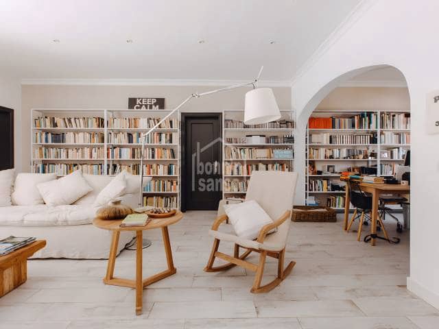 4 sypialnia Willa na sprzedaż w Es Castell z basenem - 1 175 000 € (Ref: 10170159)