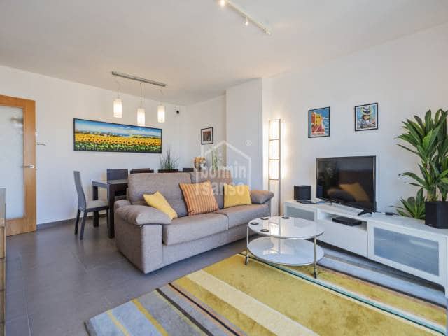 Apartamento Playa de 3 habitaciones en Es Castell en venta - 450.000 € (Ref: 10172223)