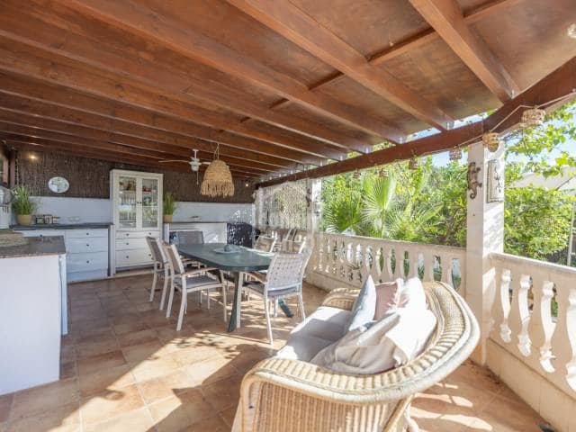 4 chambre Villa/Maison à vendre à San Luis / Sant Lluis avec piscine garage - 625 000 € (Ref: 10183838)