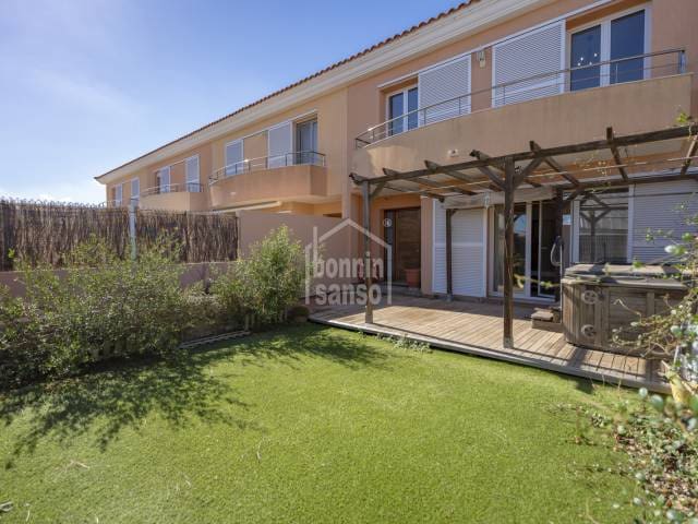 4 soverom Villa til salgs i Mahon / Mao med garasje - € 698 000 (Ref: 10184041)