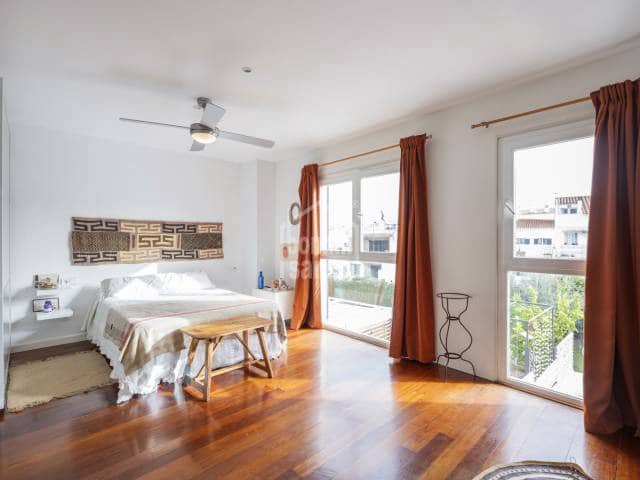 4 soveværelse Penthouse til salg i Mahón / Maó med swimmingpool garage - € 680.000 (Ref: 1794648)