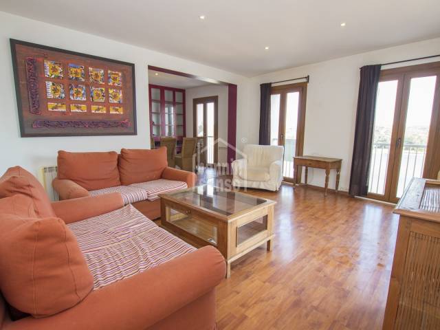 3 bedroom Flat for sale in Mahon / Mao - € 570,000 (Ref: 2489484)