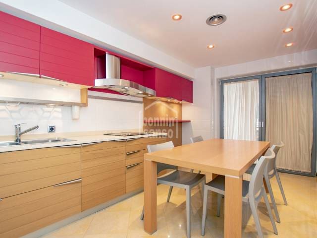 4 makuuhuone Asunto myytävänä paikassa Mahón / Maó - 585 000 € (Ref: 2797207)