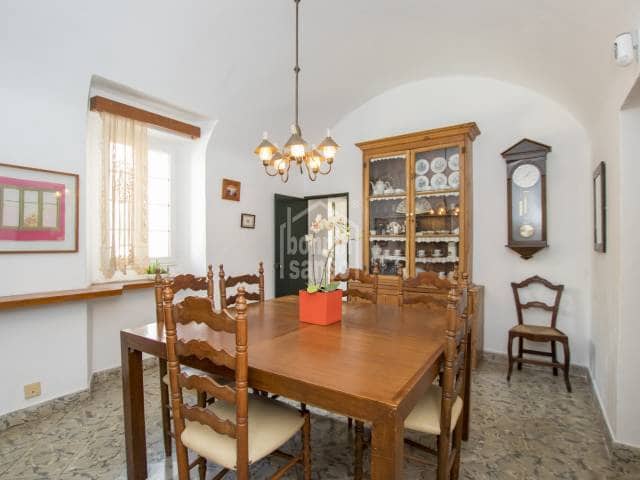 5 quarto Casa em Banda para venda em Ciutadella de Menorca com garagem - 860 000 € (Ref: 3677414)