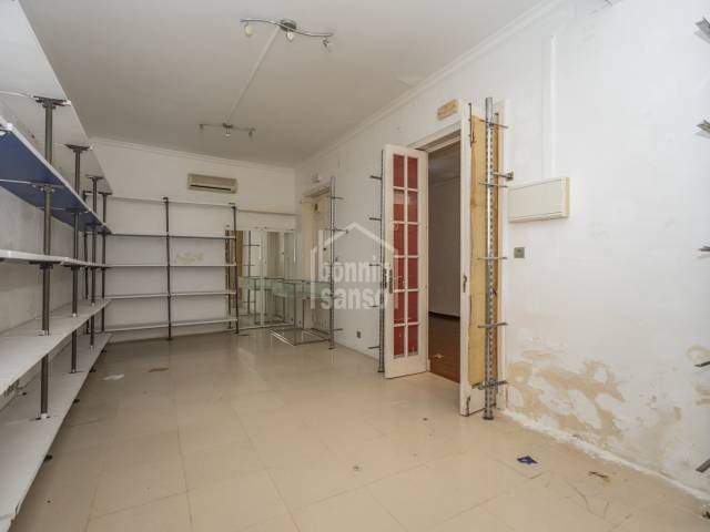 8 bedroom Penthouse for sale in Mahon / Mao - € 595,000 (Ref: 4077816)