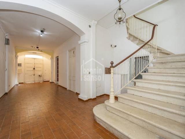 8 bedroom Penthouse for sale in Mahón / Maó - € 595,000 (Ref: 4077816)
