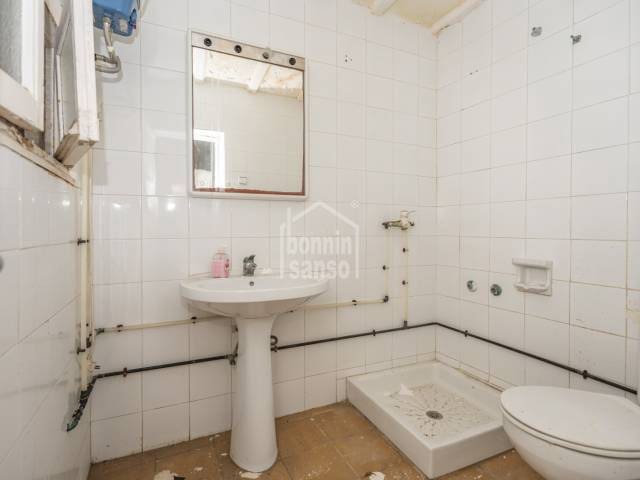 8 bedroom Penthouse for sale in Mahon / Mao - € 595,000 (Ref: 4077816)