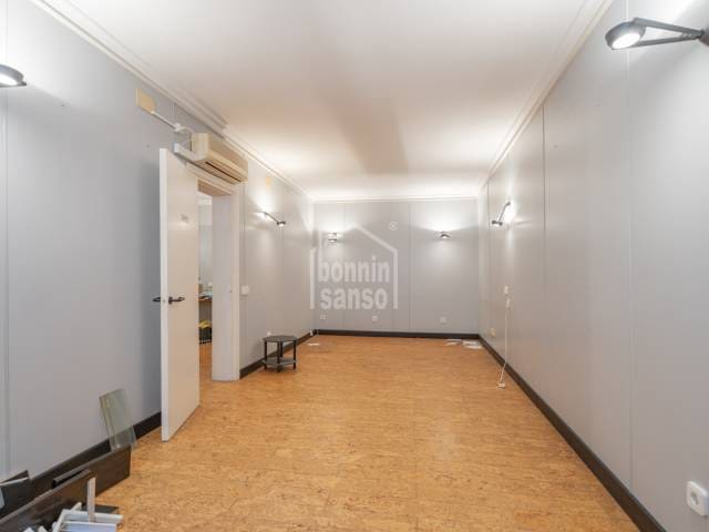 8 bedroom Penthouse for sale in Mahón / Maó - € 595,000 (Ref: 4077816)