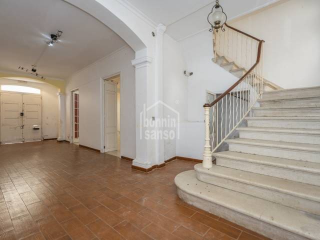 8 Zimmer Penthouse zu verkaufen in Mahón / Maó - 595.000 € (Ref: 4077816)