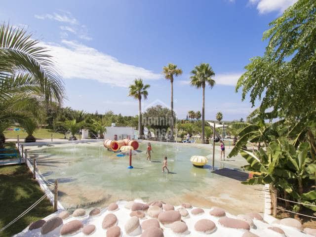 5 soverom Villa til salgs i Ciutadella de Menorca med svømmebasseng garasje - € 5 500 000 (Ref: 4139791)