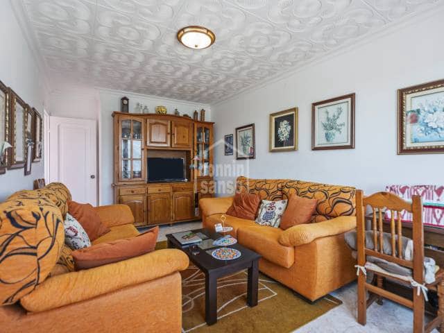 5 sypialnia Willa na sprzedaż w Es Castell z basenem garażem - 1 200 000 € (Ref: 4661772)