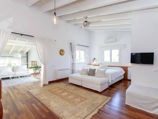 5 bedroom Penthouse for sale in San Luis / Sant Lluis with pool - € 2,700,000 (Ref: 5178123)