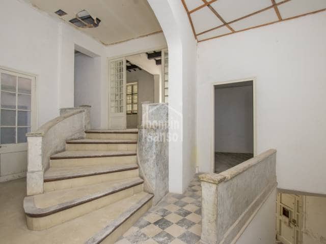 12 Zimmer Wohnung zu verkaufen in Mahon / Mao mit Garage - 2.940.000 € (Ref: 5193144)