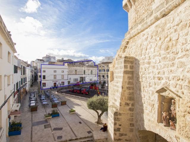12 Zimmer Wohnung zu verkaufen in Mahon / Mao mit Garage - 2.940.000 € (Ref: 5193144)