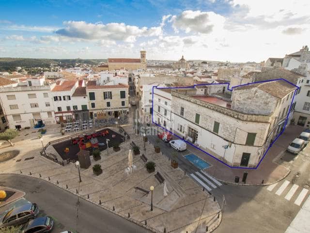 12 Zimmer Wohnung zu verkaufen in Mahón / Maó mit Garage - 2.940.000 € (Ref: 5193144)