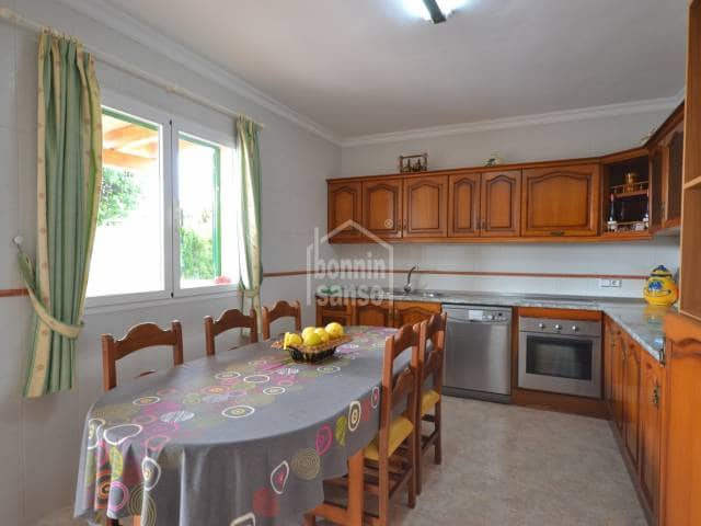 5 sypialnia Willa na sprzedaż w Son Servera z basenem garażem - 950 000 € (Ref: 5694791)