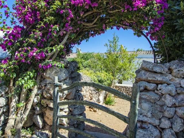 5 bedroom Finca/Country House for sale in Es Castell with pool - € 995,000 (Ref: 6415267)